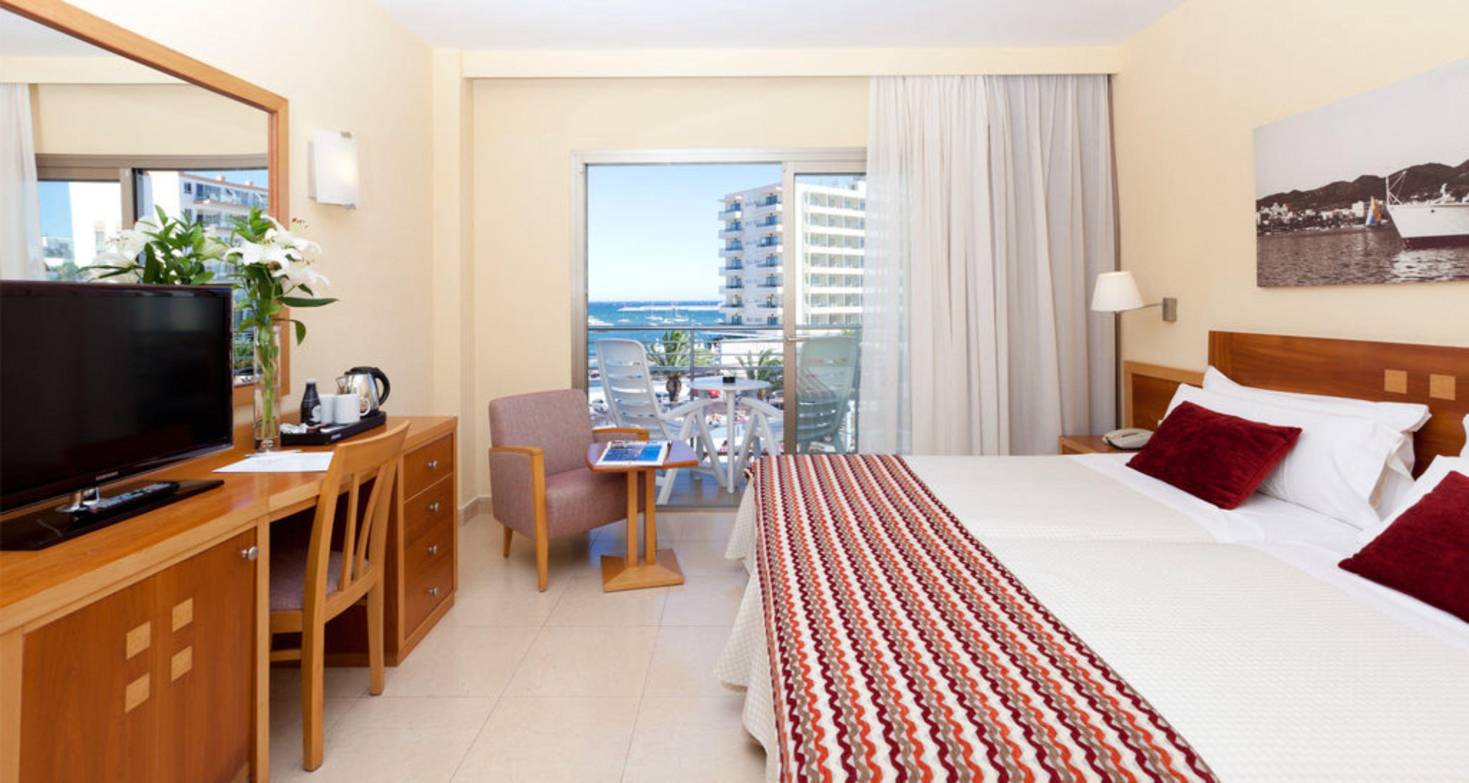 Bellamar Hotel Beach & Spa Sant Antoni de Portmany Dış mekan fotoğraf